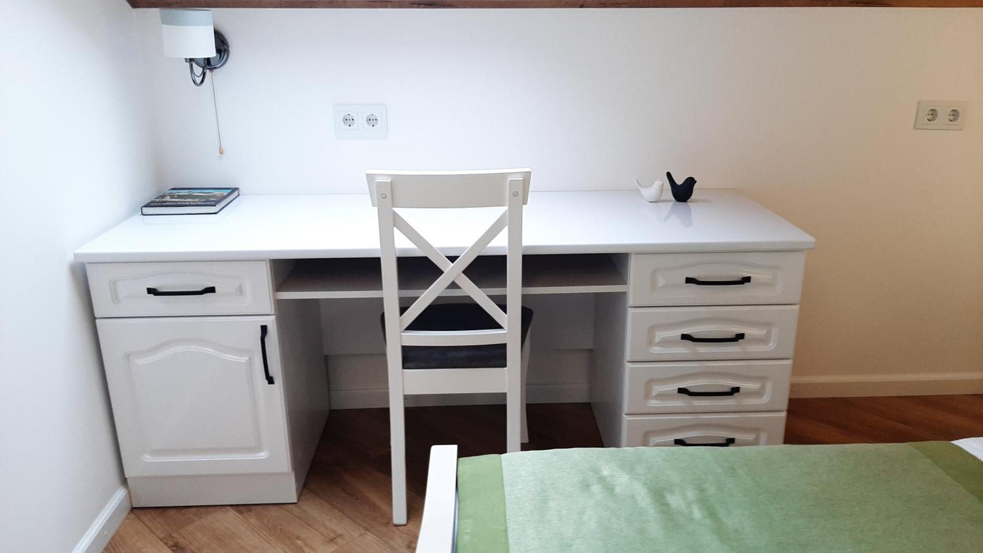 - історія з вікна Apartment *
